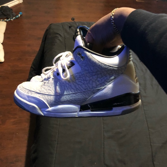 Air Jordan 3’s - Picture 4 of 6